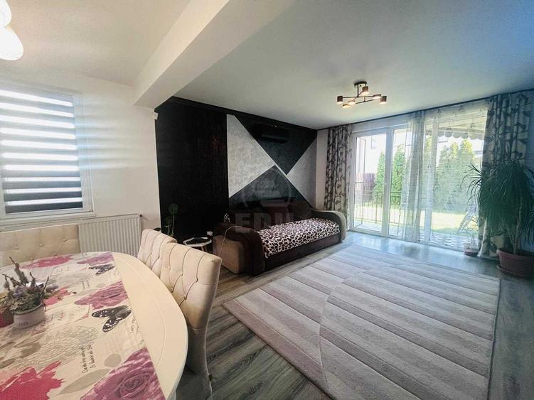 Duplex cu 5 camere cu Canalizare în Florești