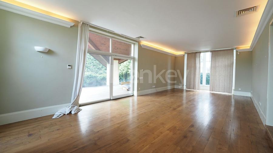 Vila individuala cu 7 camere | gradina matura | 1000mp teren - 2