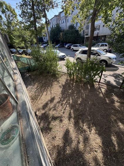 Apartament cu 2 camere semidecomandat în Viziru 1