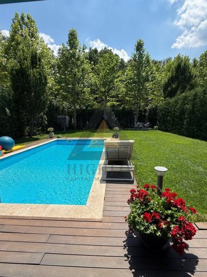 Duplex cu 9 camere cu Piscina în Pipera