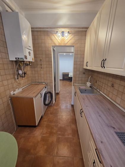Apartament cu 2 camere decomandat în Floreasca