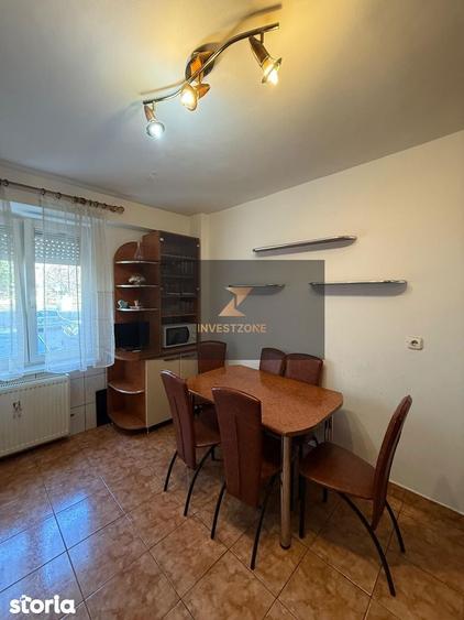 Apartament cu 3 camere decomandat în Decebal