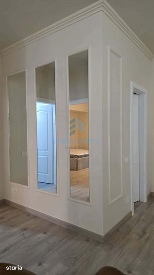 Apartament cu 2 camere semidecomandat în Centrul Civic
