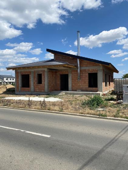Casă cu 3 camere în Cihei