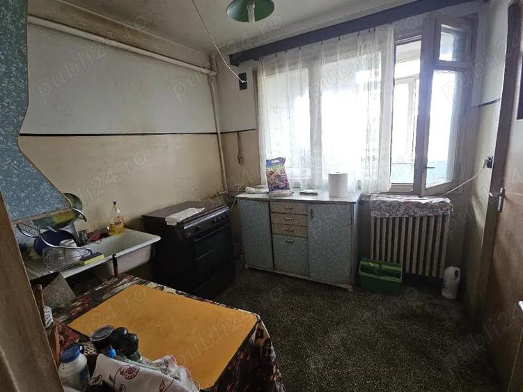 Apartament cu 2 camere semidecomandat în Titan