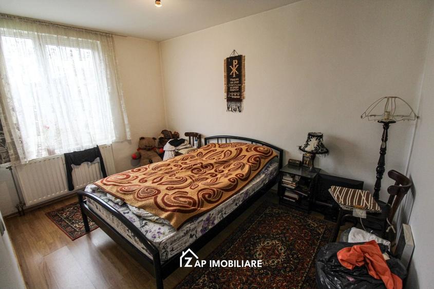 Casă individuală cu 5 camere cu Canalizare în Sâncraiu de Mureș