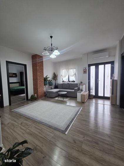 Casă cu 4 camere în Paltin