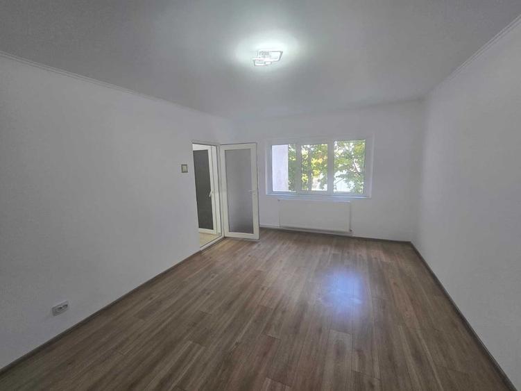Apartament cu 2 camere decomandat în Gării