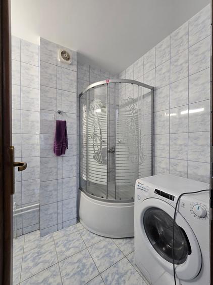 Apartament cu 3 camere în Alexandru cel Bun