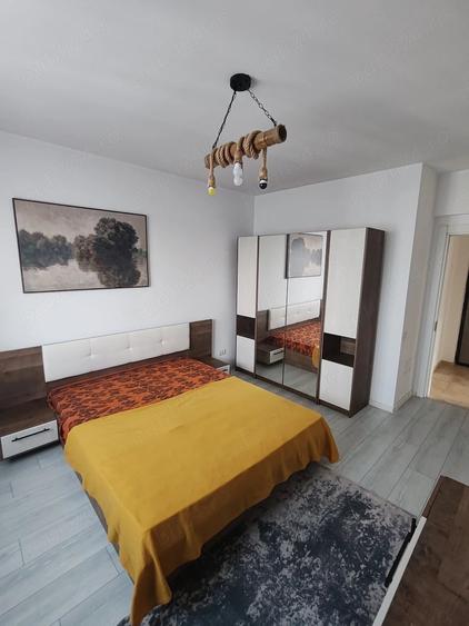 Apartament cu 2 camere decomandat în Berceni