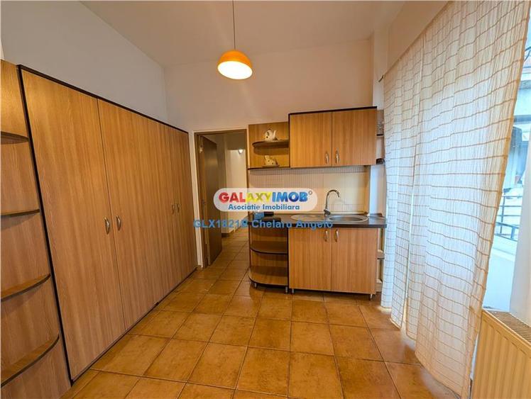 Apartament cu 2 camere semidecomandat în Armeneasca