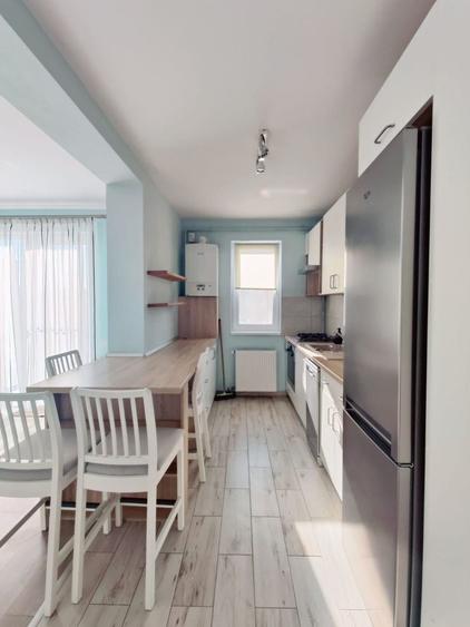 Apartament cu 3 camere semidecomandat, mobilat în Giroc