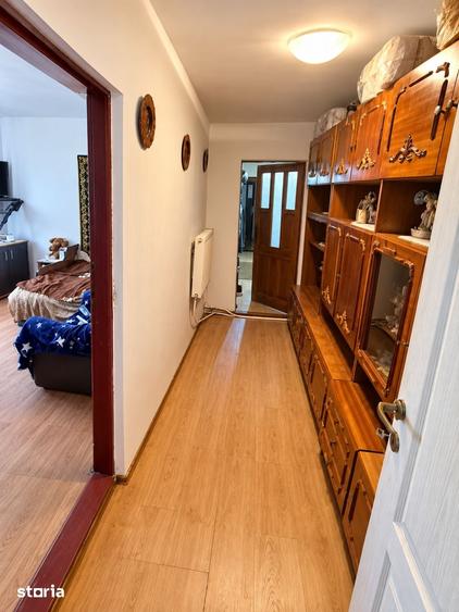 Casă cu 3 camere cu Teren 1800 Mp în Letea Veche
