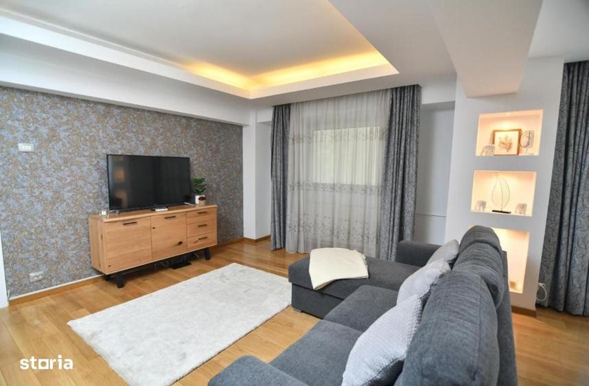 Apartament cu 3 camere decomandat în 13 Septembrie