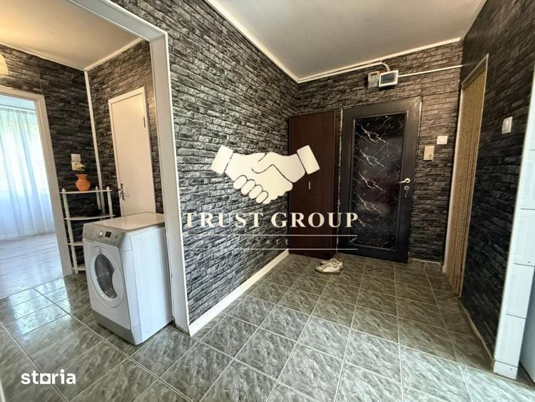 Apartament cu 3 camere în Drumul Taberei