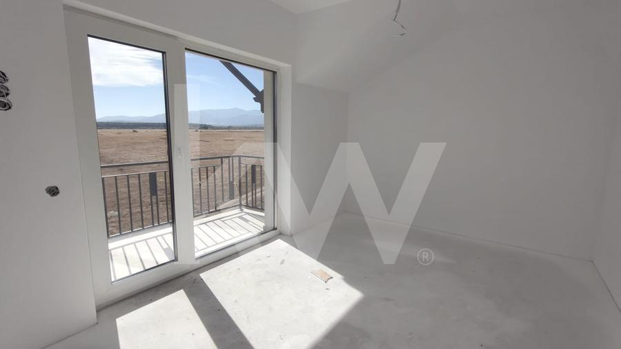 Apartament cu 3 camere semidecomandat în Mihai Viteazul