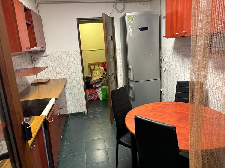 Apartament cu 3 camere în Gară