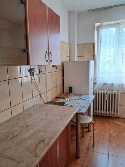 Apartament cu 2 camere decomandat, mobilat în Gorjului