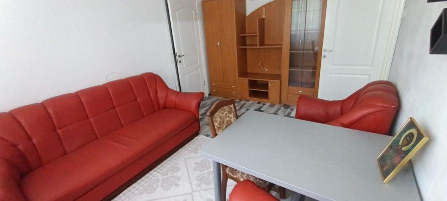Apartament cu 2 camere decomandat în Exterior Vest