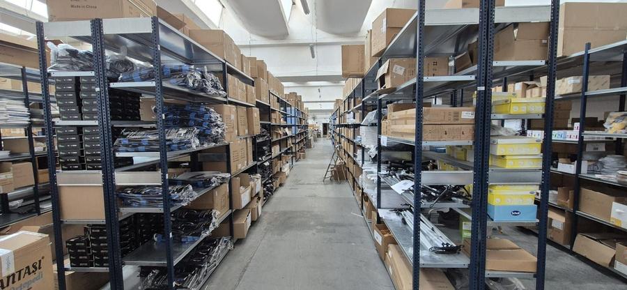 Spațiu industrial, de 1,760 mp, în Mureșeni