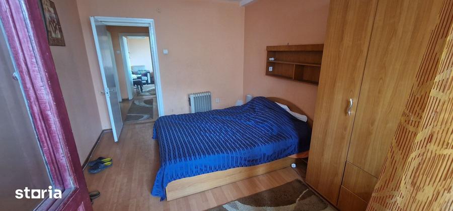 Apartament cu 3 camere în Gara