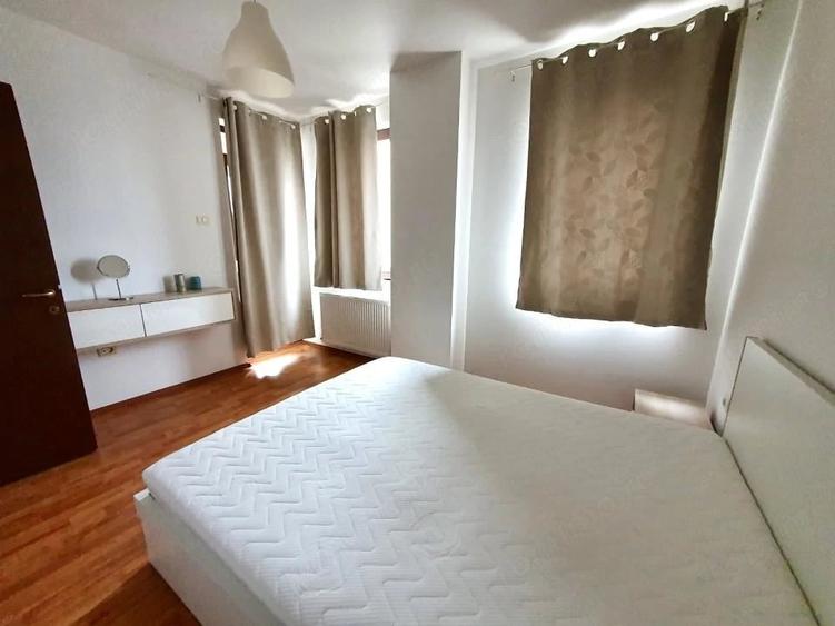 Apartament cu 2 camere semidecomandat în Buziașului