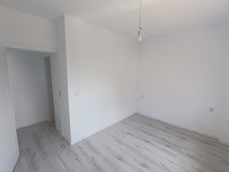 Apartament cu 2 camere decomandat în Vișan
