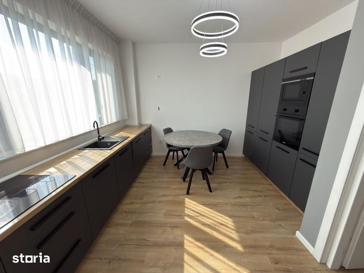 Casă cu 4 camere cu Teren 172 Mp în Borhanci