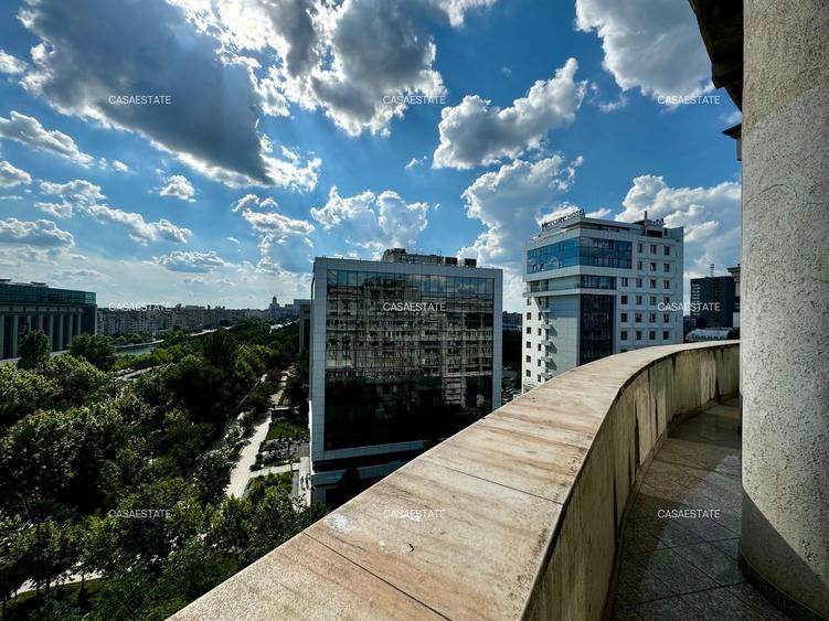 Apartament cu 3 camere decomandat în Unirii