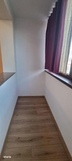 Apartament cu 3 camere decomandat în Casa de Cultură