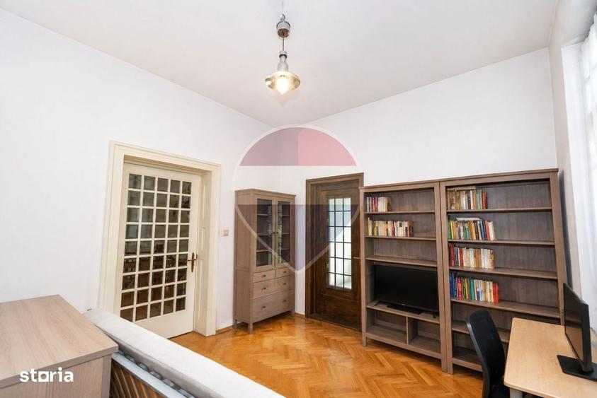 Casă cu 4 camere în Gara de Nord