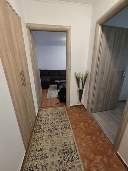 Apartament cu 2 camere decomandat, mobilat în Gorjului