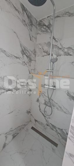 Apartament cu 2 camere semidecomandat, mobilat în Valea Adâncă