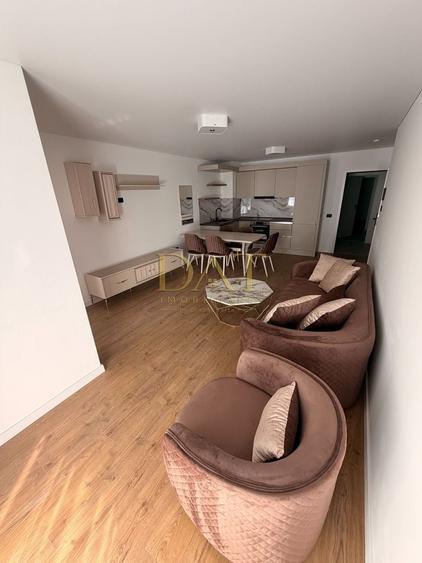 Apartament cu 3 camere în Zorilor