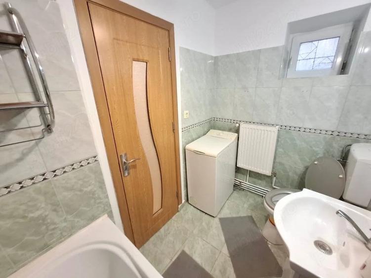 Garsonieră decomandată în Blumăna