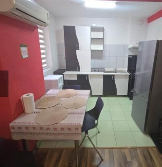 Apartament cu 2 camere decomandat în Kamsas