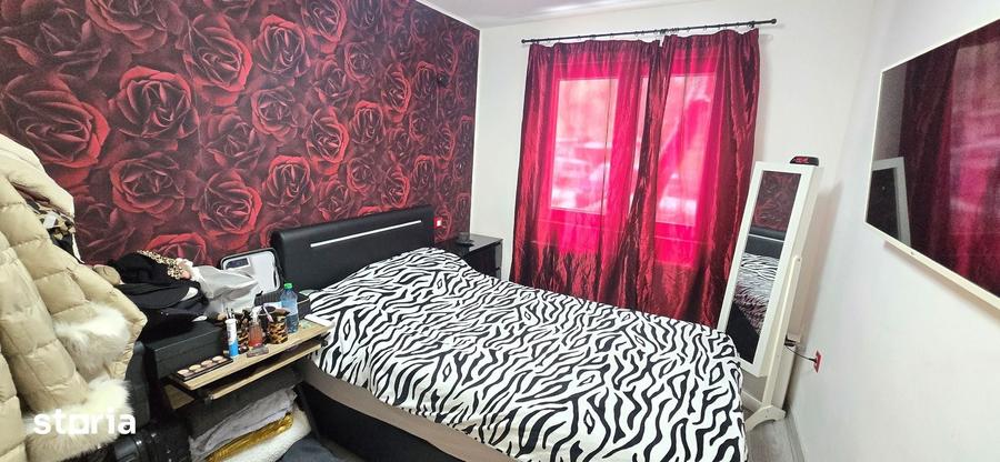 Apartament cu 3 camere în Alexandru cel Bun