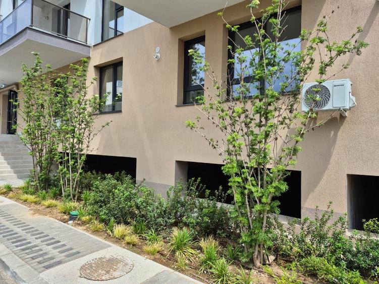 Apartament cu 2 camere decomandat în Theodor Pallady