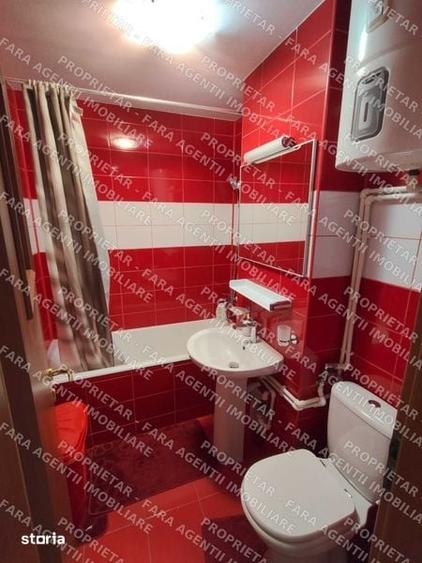 Apartament cu 3 camere decomandat în Drumul Taberei