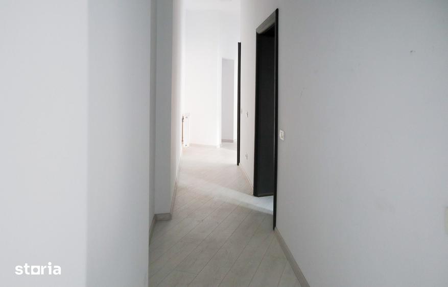 Apartament cu 3 camere în Universitate