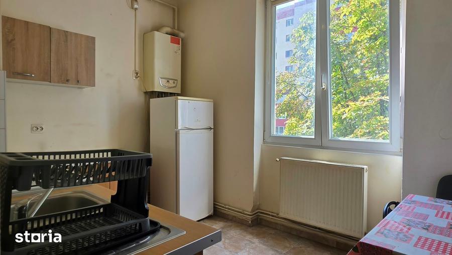 Garsonieră decomandată în Valea Cetății