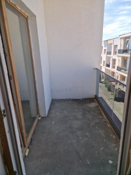 Apartament cu 2 camere decomandat în Est