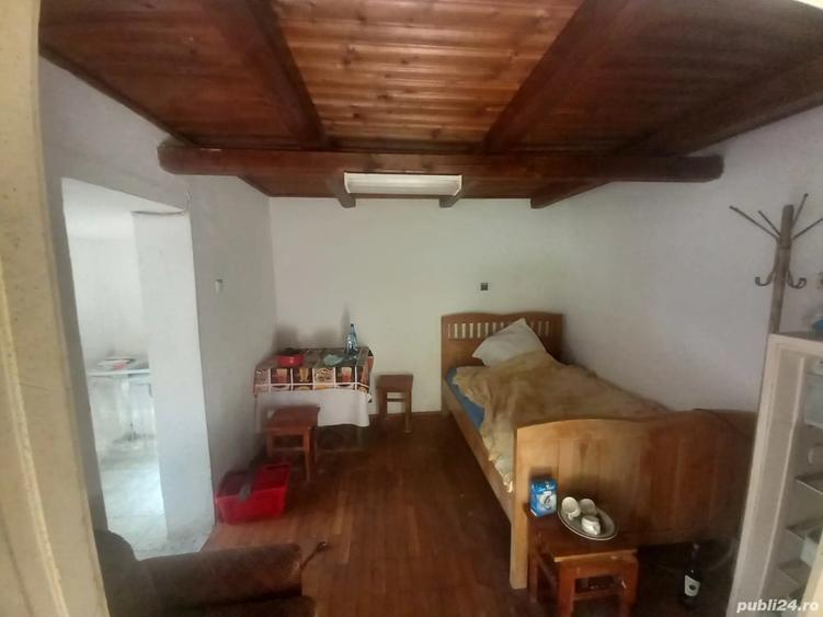Casă cu 4 camere în Moneasa