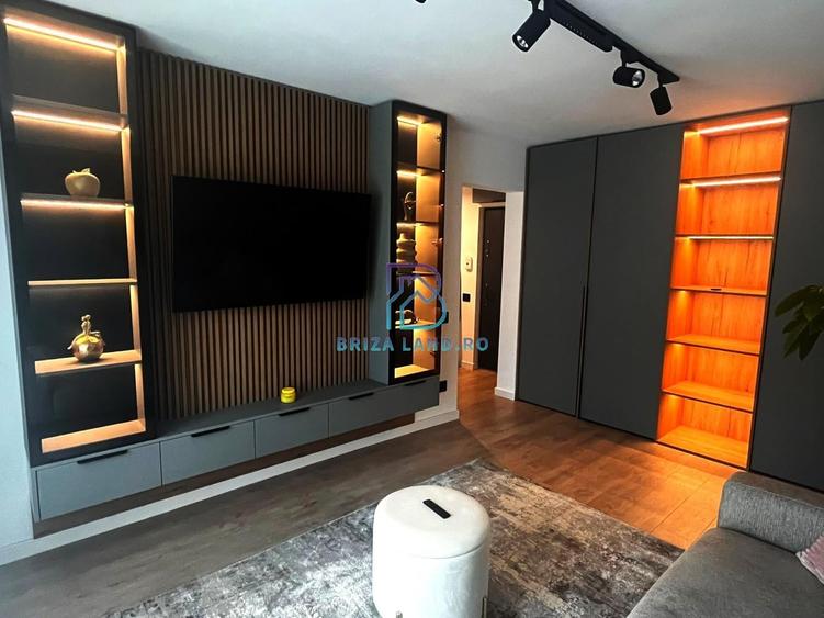 Apartament cu 3 camere decomandat în Tineretului