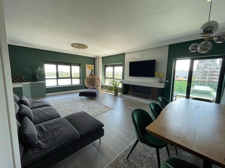 Apartament cu 4 camere decomandat în Lacul Tei