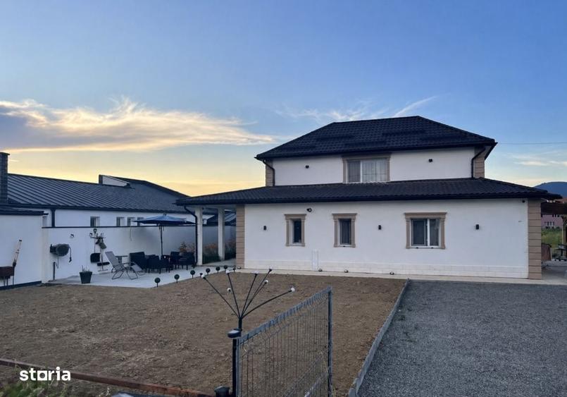 Casă cu 4 camere cu Teren 520 Mp în Mocira