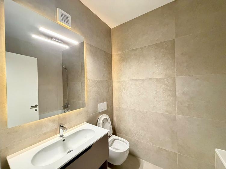 Apartament cu 3 camere în Iancu Nicolae