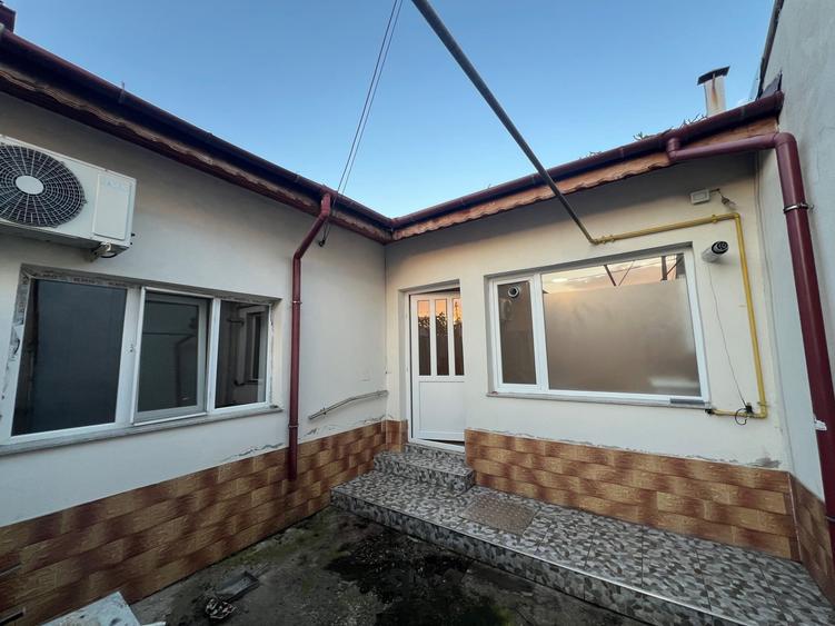 Casă individuală cu 2 camere cu Canalizare în Pantelimon
