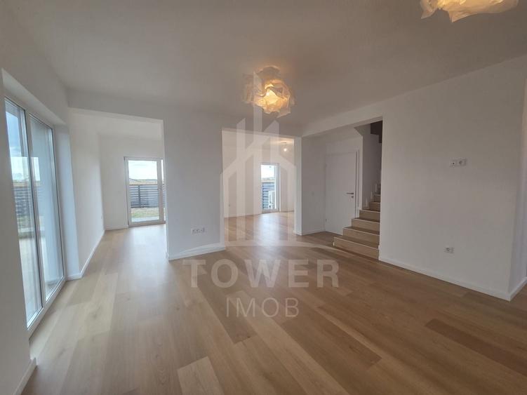Apartament cu 4 camere decomandat în Șura Mică