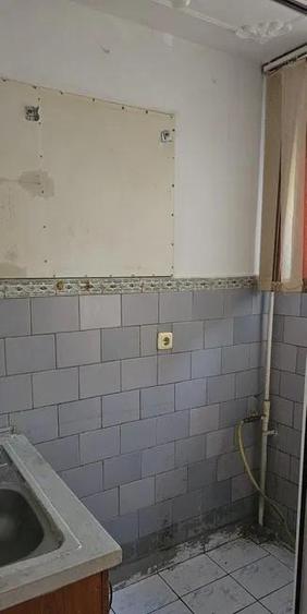 Apartament cu 2 camere nedecomandat în Primăverii